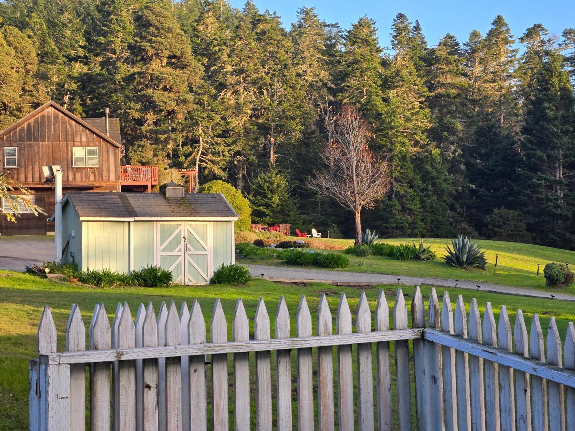 Inn At Schoolhouse Creek Little River Esterno foto
